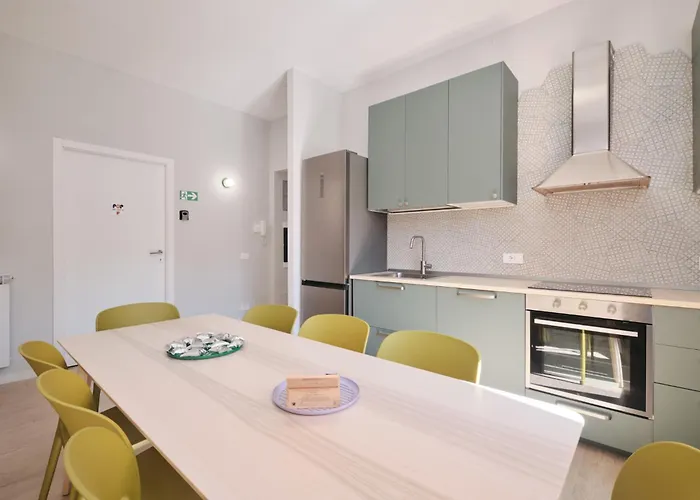 Pop Domus O בית הארחה 4*