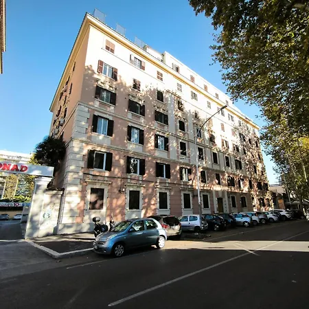 Pop Domus O 4* Rome